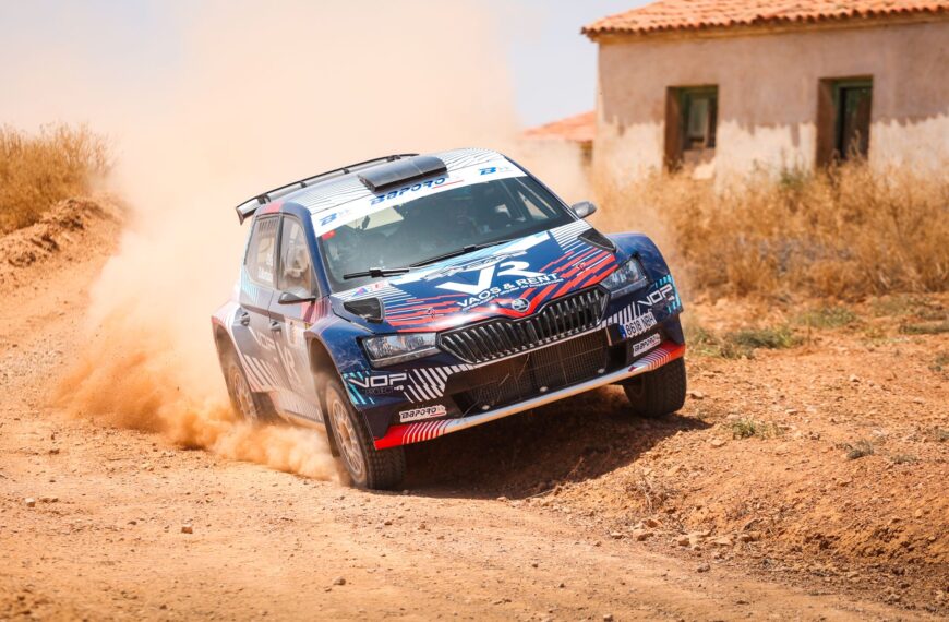 Los favoritos Ral y Muntadas (Skoda Fabia) imponen su ley en el V Tramo de Tierra de Valmuel